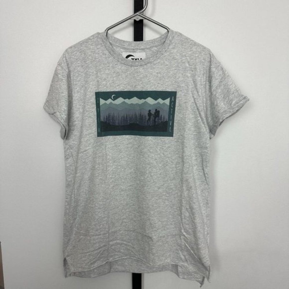 nwot Zyia Active Light Grey T-Shirt Size L